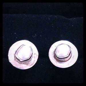Earrings.. Sterling & Freshwater Pearl